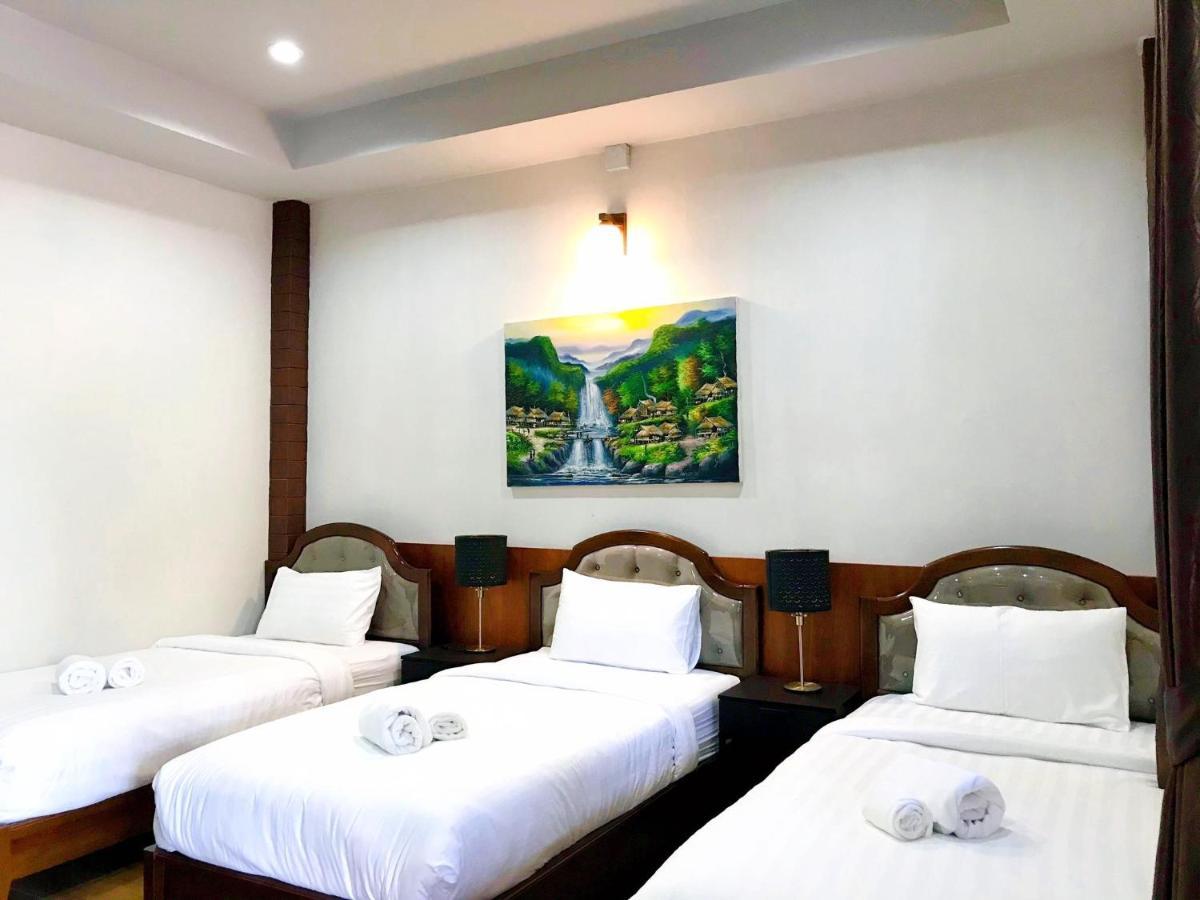Punyin Hotel Inthanon -ปั้นหยิ่น โฮเทล Chom Thong Buitenkant foto