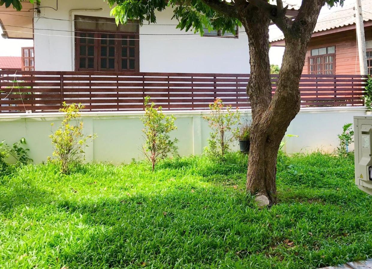 Punyin Hotel Inthanon -ปั้นหยิ่น โฮเทล Chom Thong Buitenkant foto