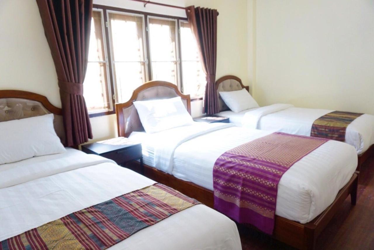Punyin Hotel Inthanon -ปั้นหยิ่น โฮเทล Chom Thong Buitenkant foto