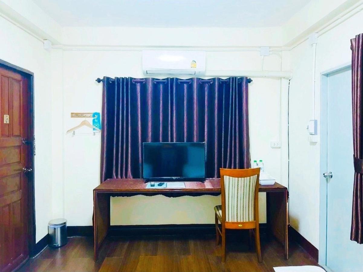 Punyin Hotel Inthanon -ปั้นหยิ่น โฮเทล Chom Thong Buitenkant foto