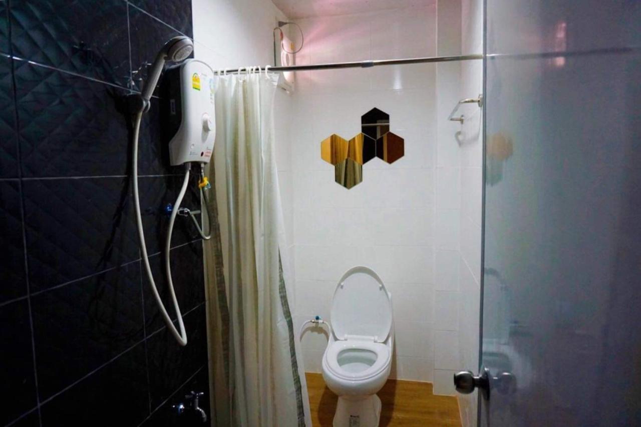 Punyin Hotel Inthanon -ปั้นหยิ่น โฮเทล Chom Thong Buitenkant foto
