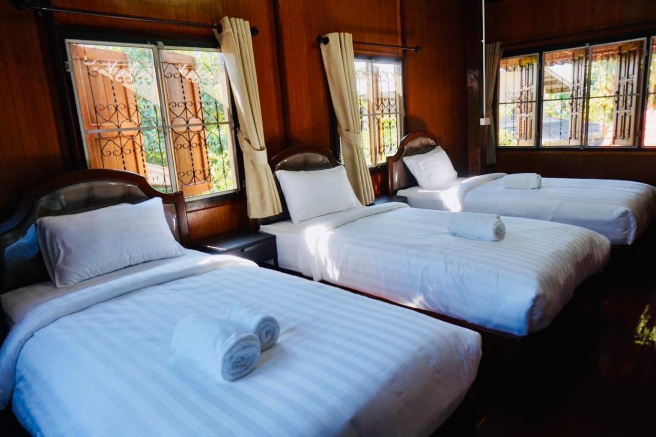 Punyin Hotel Inthanon -ปั้นหยิ่น โฮเทล Chom Thong Buitenkant foto